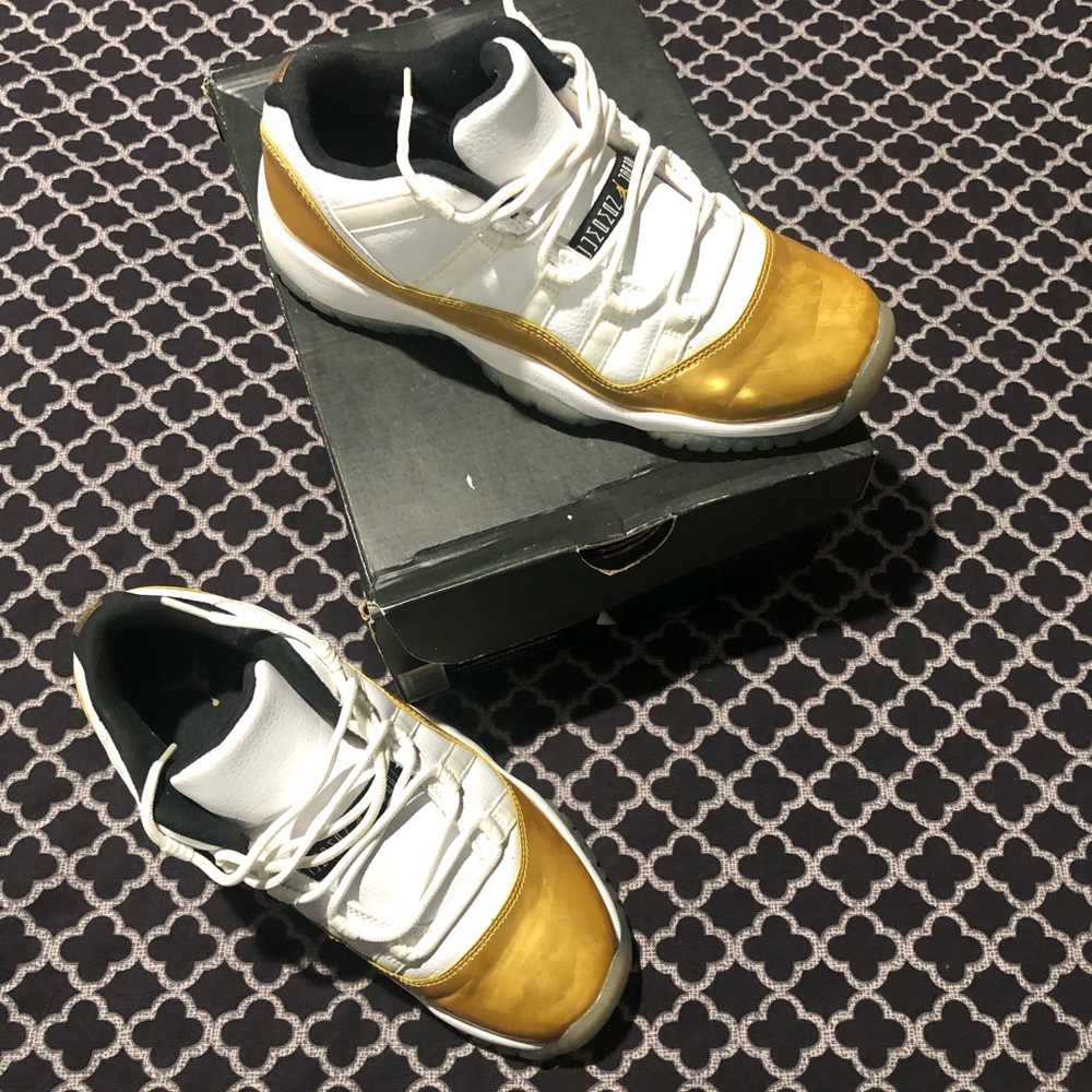 2016 Air Jordan 11 Low Bg Closing Ceremony Metallic Gold Size 7y Box 528896